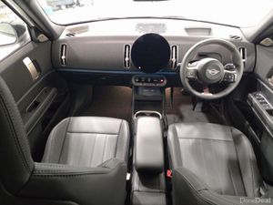 Mini Countryman U25 MINI SE ALL4 - Image 4