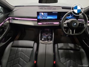 BMW i5 eDrive40 M Sport Pro Saloon - Image 4