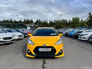 TOYOTA  AQUA  2015 1.5 HYBRID - Image 2