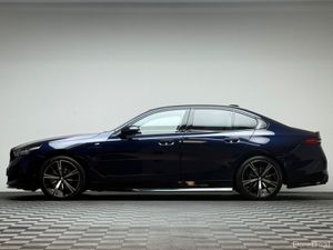 BMW 5-Series 530E M SPORT *PAN ROOF* - Image 4