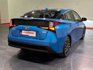Toyota Prius 1.8 HYBRID TOURING SELECTION EDITION - Image 4