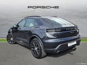 Porsche Macan 4 Electric - Image 3