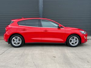 Ford Focus 1.5 TDCI ZETEC 120PS 5DR - Image 3