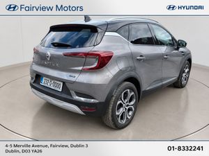 Renault Captur TECHNO E-TECH ** PLUG IN HYBRID ** - Image 2