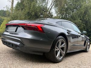 Audi e-tron GT quattro *Daytona Grey…523bhp* - Image 4