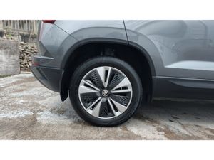 Skoda Karoq FACTORY EXTRAS - PARKING PACK - WINTER - Image 4