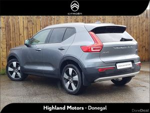 Volvo XC40 D4 AWD AUTO MOMENTUM PRO - Image 3
