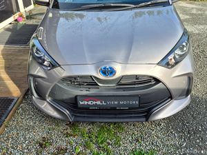 Toyota Yaris 1.5 Hybrid Automatic 2022 - Image 4