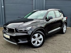 Volvo XC40 T2 MOMENTUM 5DR - Image 3