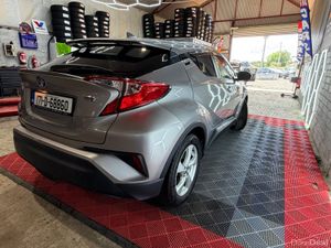2017 Toyota CHR 1.8 Petrol Self charging Hybrid - Image 3
