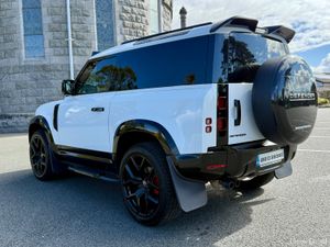2021 Land Rover Defender HARD TOP AUTO 3 SEATS - Image 4