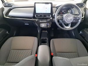 Toyota Aqua G HYBRID AUTO - Image 4
