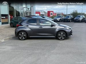 Toyota Yaris Yaris Hybrid 115 L-SPORT - Image 3