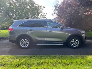 Kia Sorento 2016 Diesel 4x4 - Image 2