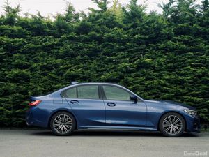 BMW 320D X-Drive  M SPORT 2022 | Extremely Low kms - Image 4