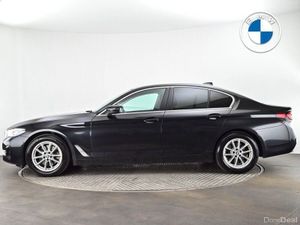 BMW 5-Series 520d SE Saloon - Image 3