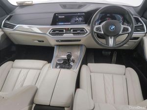 BMW X5 xDrive45e M Sport - Image 4