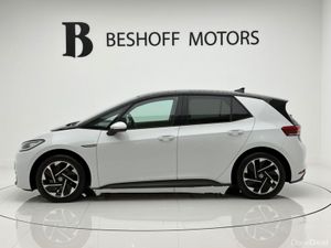 Volkswagen ID.3 PRO 58KWH=PAN ROOF//LOW MILES//212 - Image 2