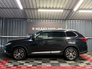 2018 Mitsubishi Outlander 4WD Auto 7 Seat - Image 3