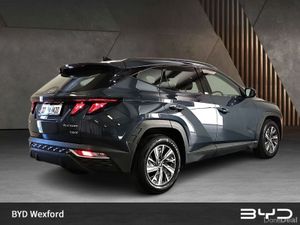 Hyundai Tucson 2WD Executive HEV Auto - Image 4