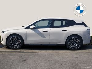 BMW iX xDrive45 M Sport - Image 4