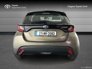 Toyota Yaris Yaris Hybrid Luna - Image 4