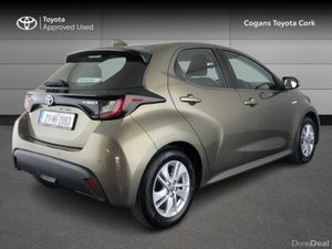 Toyota Yaris Yaris Hybrid Luna - Image 2