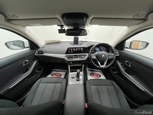 BMW 3-Series 320d xDrive 4WD - Image 2