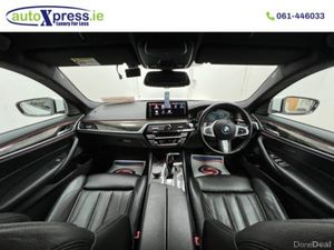 BMW 5-Series M-SPORT 523D XDRIVE TOURING - Image 2