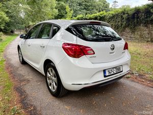 141 Vauxhall Astra, Brand New NCT to December 2027 - Image 2