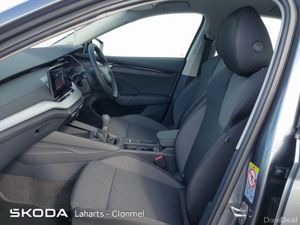 Skoda Octavia SELECTION 1.5TSI 115HP - Image 4