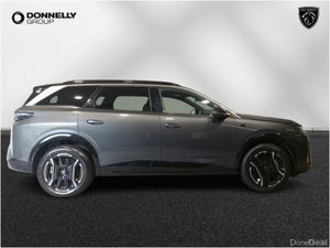 Peugeot 5008 E- Electric Estate GT - Image 3