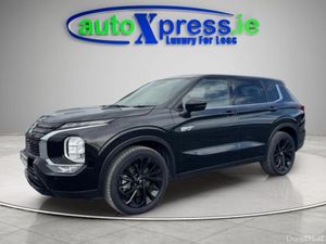 Mitsubishi Outlander PHEV 4WD BLACK EDITION, Low m - Image 3