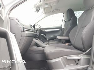 Skoda Karoq SELECTION 2.0TDI 115HP - Image 3