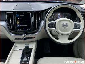 Volvo XC60 B4 197bhp Diesel MHEV Momentum - Denim - Image 3