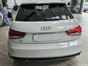 17 AUDI A1 S-LINE 1.6 DIESEL - Image 4