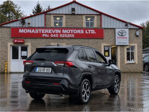 Toyota RAV4 *ORIGINAL IRISH CAR*   RAV4 PLUG-IN HY - Image 3