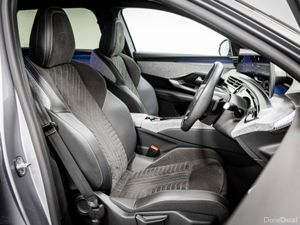 Peugeot 5008 E-GT 72kWh 210HP - 7 Seats - Image 3