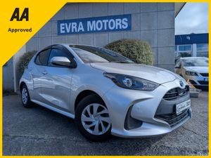 Toyota Yaris X HYBRID AUTOMATIC 1.5 PETROL //LOW M - Image 2