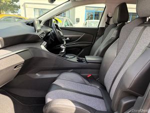 2018 PEUGEOT 3008 1.2 PETROL ALLURE LOW KMS - Image 4