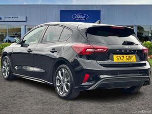 Ford Focus 1.0 EcoBoost ST-Line 5dr - Image 2