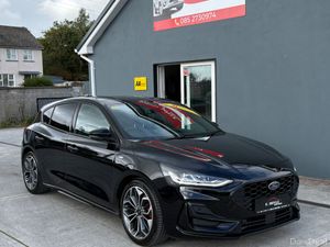 2023 Ford Focus ST- Line X Auto - Image 4