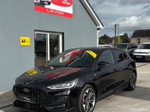 2023 Ford Focus ST- Line X Auto - Image 3
