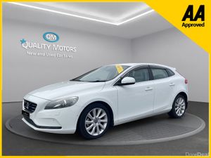 2015 VOLVO V40 1.6 PETROL (S152) - Image 3