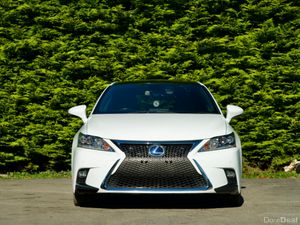 Lexus CT200H F-SPORT 2017 - Image 3