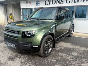 Land Rover Defender 110 3.0D / X-Dynamic SE / Comm - Image 4