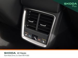 Skoda Elroq **BIG BATTERY iV 85**RARE COLOR CONCEP - Image 3