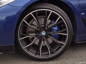 BMW 5 SERIES 530E M SPORT AUTOMATIC PETROL PLUG-IN - Image 2