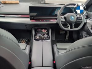 BMW 5-Series 530e M Sport Pro Saloon - Image 4