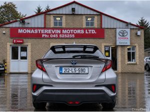 Toyota C-HR *ORIGINAL IRISH CAR*   1.8 HYBRID SPOR - Image 4